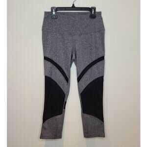 Zella gray capri with mesh inserts - small